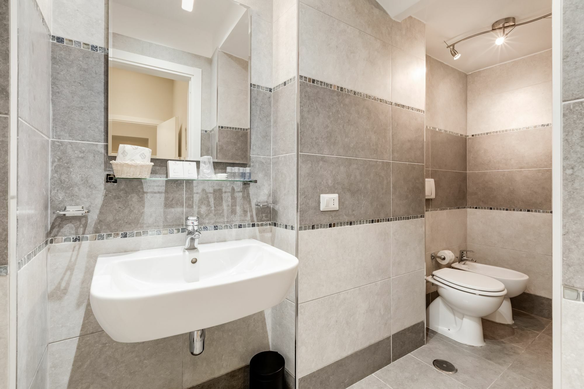 Vaticano 38 Suites Rome Buitenkant foto